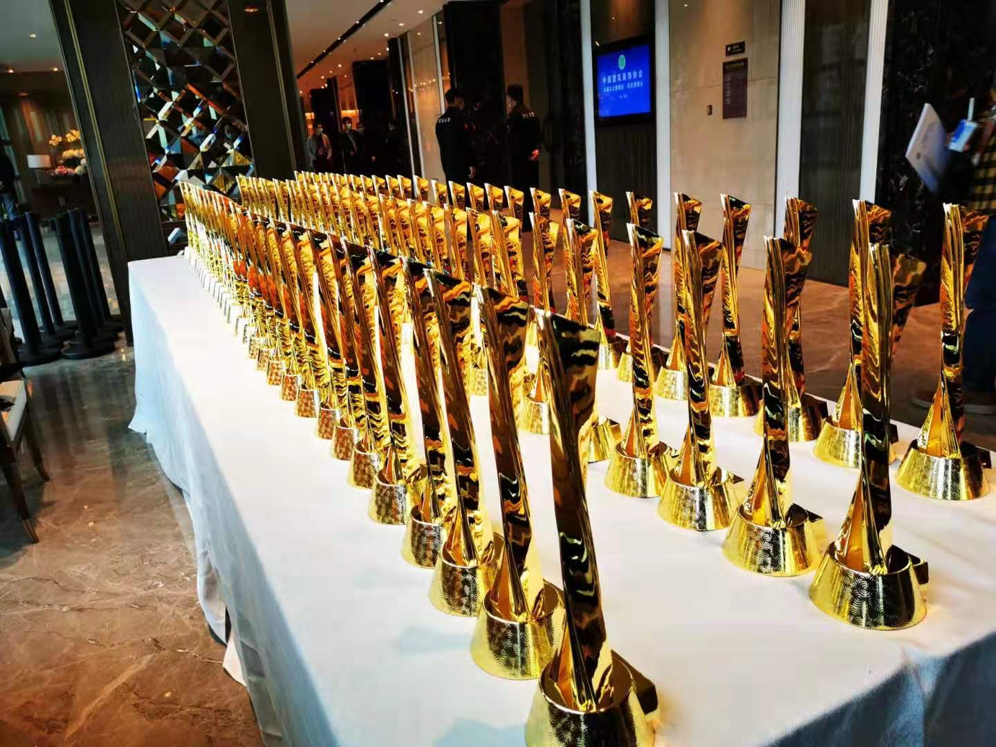 2020年中国乐投平台行业盛会：中装建设稳居装饰类前十强、斩获13项行业最高荣誉